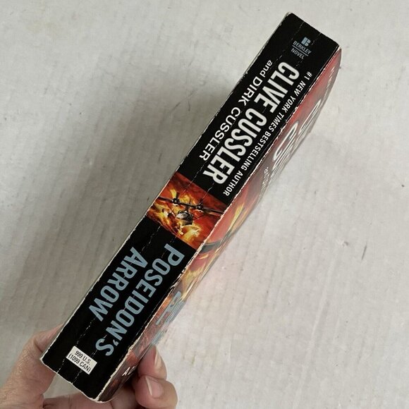 Poseidon's Arrow Dirk Pitt Adventure Paperback by Clive Cussler 2012 - Picture 6 of 6